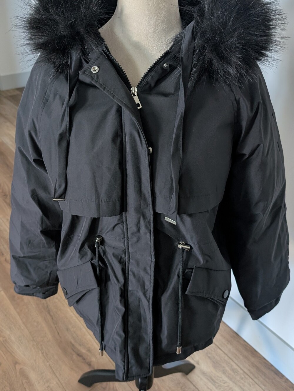 Women's Black Hooded Parka Jacket with Faux Fur Trim